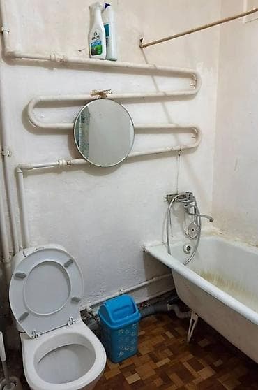 2 комнаты, 43 м², ул. Боконбаева / Гоголя 104 серия, 3 этаж, Требуется ремонт
