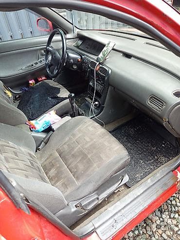 mg rx9: Mazda 626: 1992 г., Механика, Бензин, Седан — 4