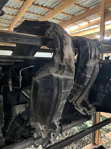 подкрылок ист: Продается подкрыльники на Toyota ist — 2