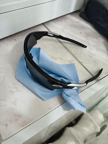 купить очки хамелеон для сварки: Оригинальные Oakley Radar EV Path. made in USA, имеется вин номер — 2