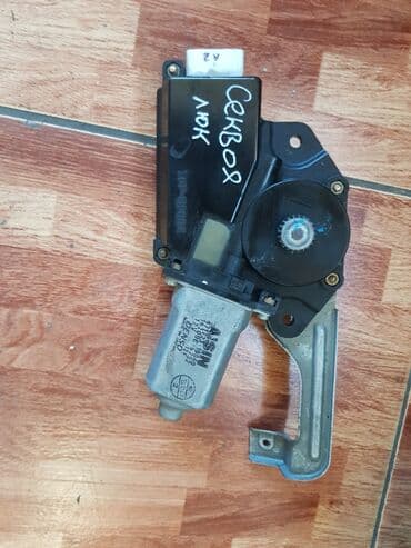 запчасти на тойота секвойя в бишкеке: Toyota Sequoia, моторчик люка. Тоета Секвоя. Моторчик подвижного — 1