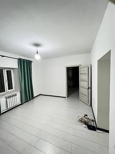 Дома: 🔥 Продается дом на первой линии под бизнес! 📍 Адрес: г. Бишкек, ул — 8