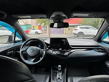 audi c6: Toyota C-HR: 2018 г., 1.8 л, Автомат, Бензин, Кроссовер — 8