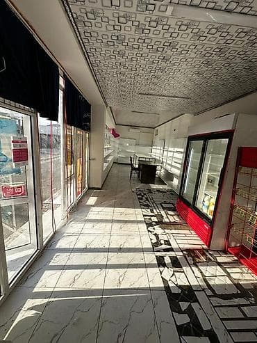 Соода жабдуулары: Торговое помещение с оборудованием под магазин - Светлое помещение с — 2