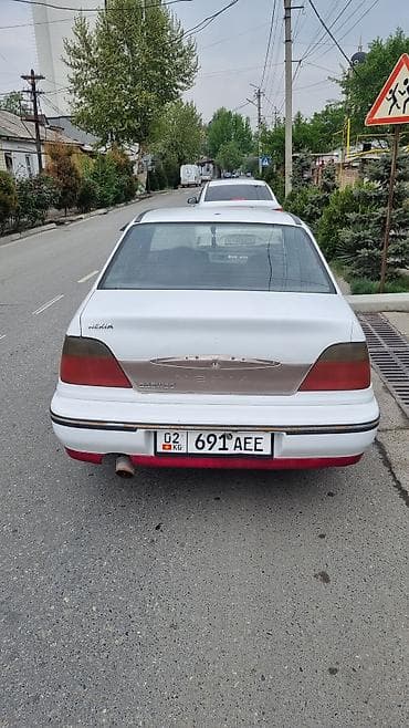 mazda bongo: Daewoo Nexia: 1995 г., 1.5 л, Ручные, Седан — 3