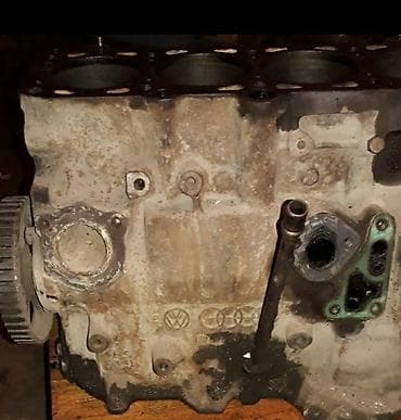 4a fe: Картер Volkswagen 1990 г., Б/у, Оригинал — 2