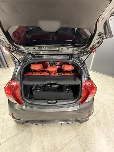 Автомобильная акустическая система в багажный отсек (корпусный lalafo.kg да Автомобильная акустическая система в багажный отсек (корпусный