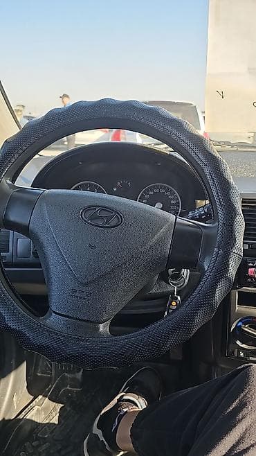 рассрочки: Hyundai Getz: 2007 г., 1.4 л, Механика, Бензин, Хэтчбэк — 5