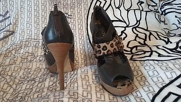 леопард: 38 размер, ботильоны, одевались один раз, цвет чёрный с леопардовыми — 2