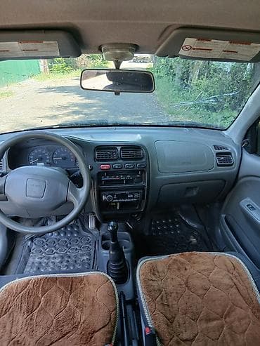 Suzuki Alto: 2002 г., 1.1 л, Механика, Бензин, Хэтчбэк — 6