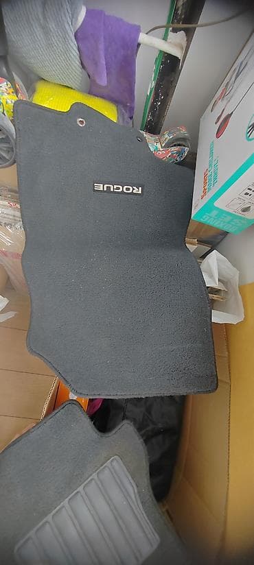 полики срочно: Родные Ворсовые Полики Для салона Nissan, цвет - Черный, Б/у — 1