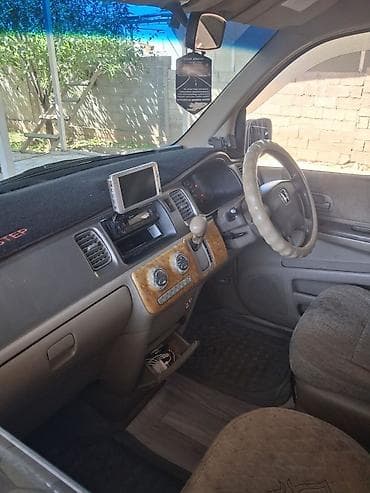 Унаа: Honda Stepwgn: 2003 г., 2 л, Автомат, Бензин — 6