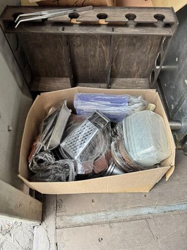 набор инструментов в чемодане: Набор кухонной утвари и аксессуаров (лот одной коробкой) Состав по — 1