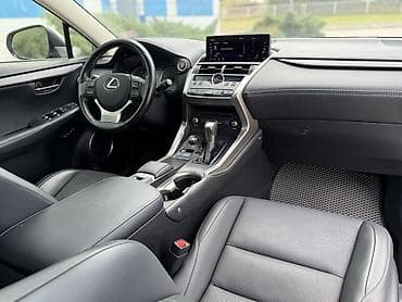 маши: Lexus NX: 2018 г., 2 л, Автомат, Бензин, Кроссовер — 8