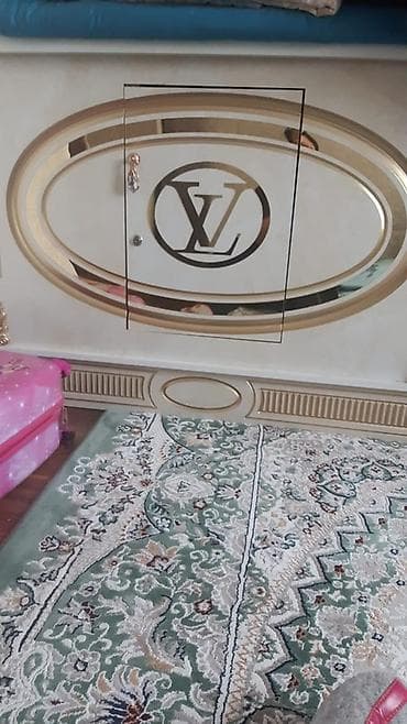 мебель камод: Тумба для вещей и одежды, С зеркалом, Другой материал, цвет - Белый — 1