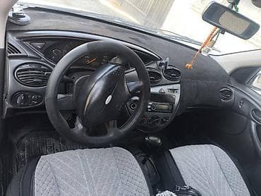 Ford Focus: 2002 г., 1.6 л, Автомат