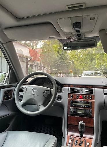 bew e34: Mercedes-Benz E-Class: 2002 г., 3.2 л, Бензин, Седан — 6