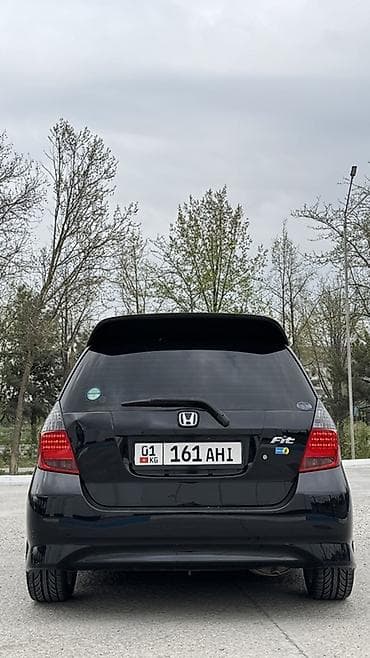 хит машина: Honda Fit: 2002 г., 1.5 л, Вариатор, Бензин, Хэтчбэк — 5