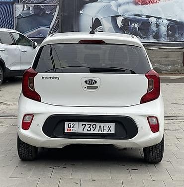 машина продаю: Kia Morning: 2017 г., Бензин — 3