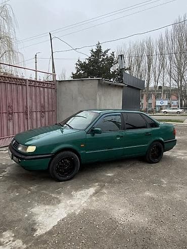 Volkswagen: Volkswagen Passat: 1994 г., 1.8 л, Седан — 1