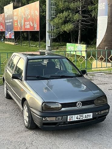 гольф 1997: Volkswagen Golf: 1993 г., 1.6 л, Механика, Бензин, Хэтчбэк — 6