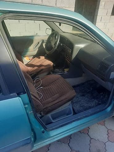 vw: Volkswagen Passat: 1994 г., 2 л, Механика, Бензин, Седан — 4