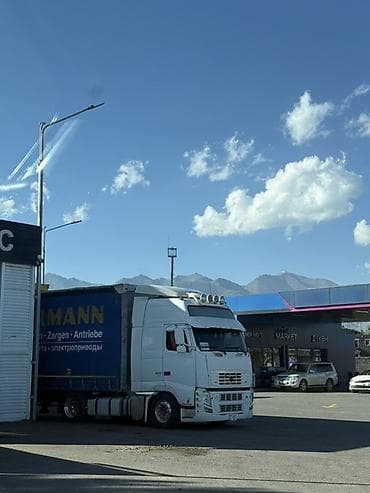 тележка трактора: Тягач, Volvo, 2012 г., Тентованный — 1