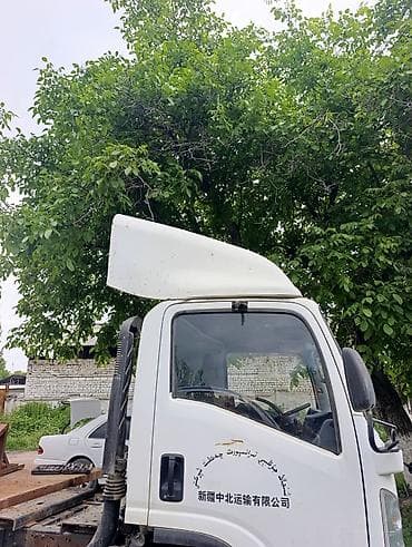 Передний спойлер Isuzu 2014 г., Б/у, Оригинал