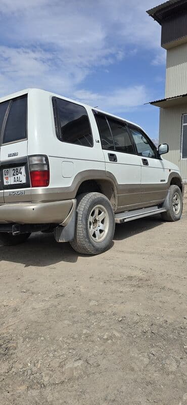 купить квадроцикл бэушный: Isuzu Bighorn: 2000 г., 3 л, Автоматические, Дизель, Внедорожник — 3