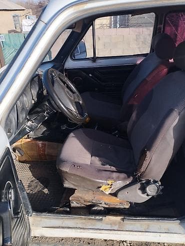 москвич иж 2715: ВАЗ (ЛАДА) 4x4 Нива: 1985 г., Ручные, Бензин, Внедорожник — 3