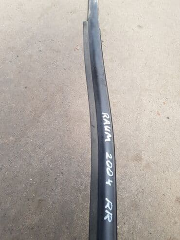 сумка подушка: Toyota Raum 2004, молдинг на стекло, тоета раум 2004 Дверной молдинг — 2