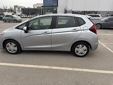 highlander 2018: Honda Fit: 2019 г., 1.5 л, Вариатор, Бензин, Хэтчбэк — 4