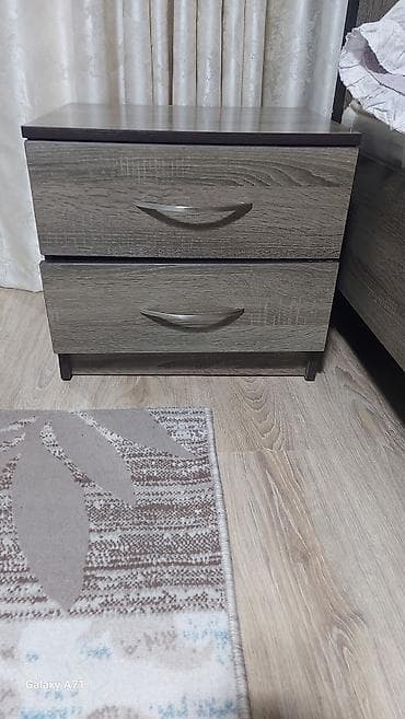 шкаф для одежды деревянный: Спальный гарнитур, Б/у, Двуспальная кровать, Кыргызстан, Самовывоз, цвет - Коричневый — 1