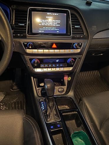 соната сары: Hyundai Sonata: 2020 г., 2 л, Автомат, Газ, Седан — 8