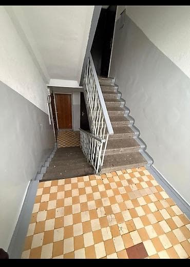 трех комнатную квартиру 8мкр: 3 комнаты, 54 м², 104 серия, 3 этаж, Евроремонт — 4