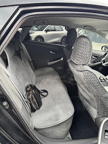 2011: Toyota Prius: 2011 г., 1.8 л, Автомат, Бензин, Лифтбек — 6