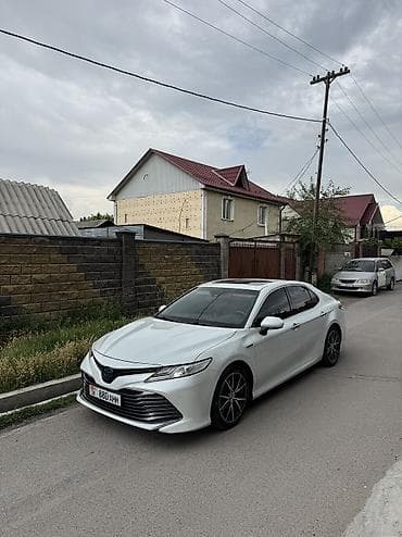 Продажа авто: Toyota Camry: 2019 г., Гибрид — 1