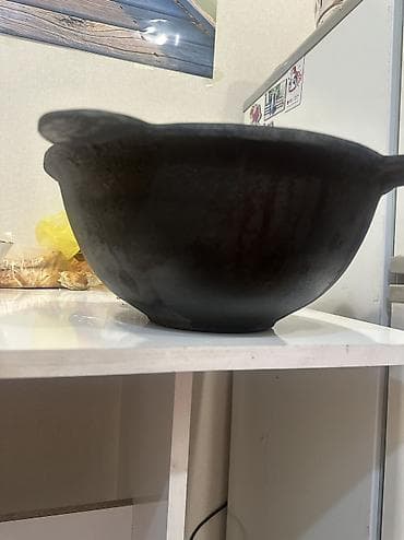 Посуда: Чугунный казан 4-4,5 литра с алюминиевой крышкой Производство - — 4