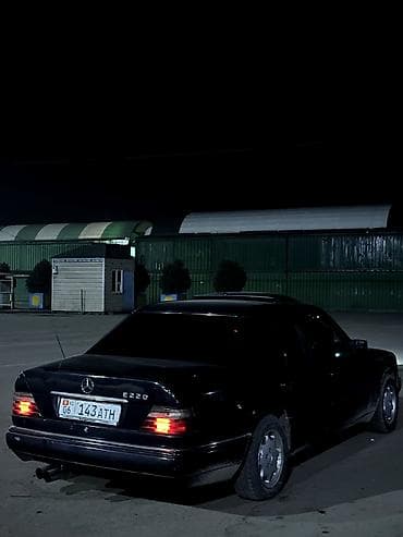 bad e2: Mercedes-Benz W124: 1994 г., 2 л, Механика, Бензин, Седан — 4