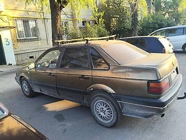 b4 б4: Volkswagen Passat: 1990 г., 1.9 л, Механика, Бензин, Седан — 2