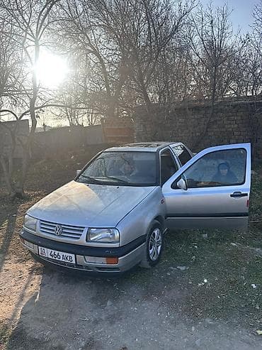 пасат матор: Volkswagen Vento: 1992 г., Механика, Бензин, Седан — 4