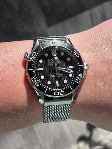Личные вещи: Omega Seamaster Diver 300M 007 Edition. • Люксового качества класса — 2