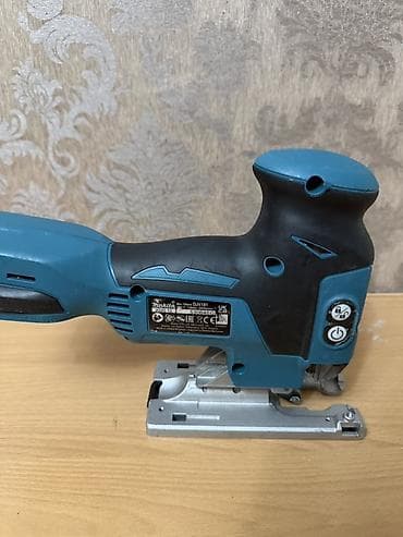 Инструменттер: Набор аккумуляторного инструмента Makita LXT 18V Состав: - — 8