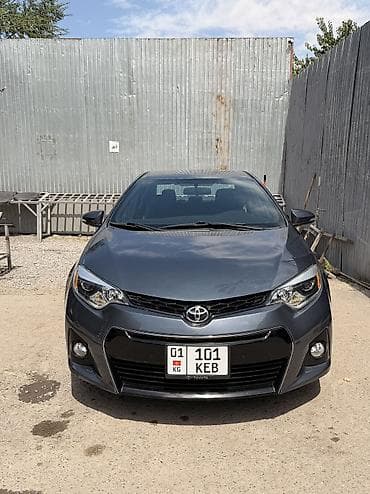 8: Toyota Corolla: 2015 г., 1.8 л, Автомат, Бензин, Седан — 1