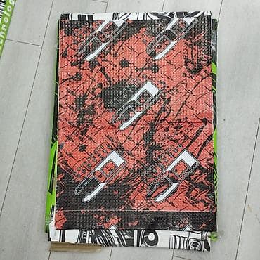 фитнес одежды: Коврик для йоги/фитнеса с текстурой «соты» и ярким принтом. - — 1