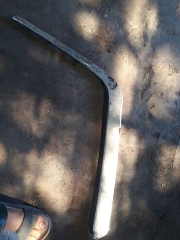 Автокосметика: Бумеранг на мерсаденс w 124 левый старана — 1