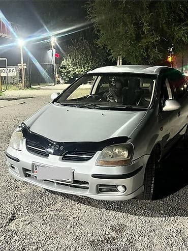 головки зил: Nissan Tino: 2000 г., 1.8 л, Автомат, Бензин, Хэтчбэк — 2