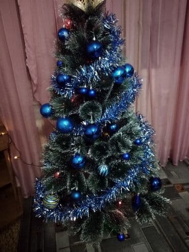 новогодний: Продам ёлку новогоднюю. Наряжали один раз. Красивая, пушистая, со — 3