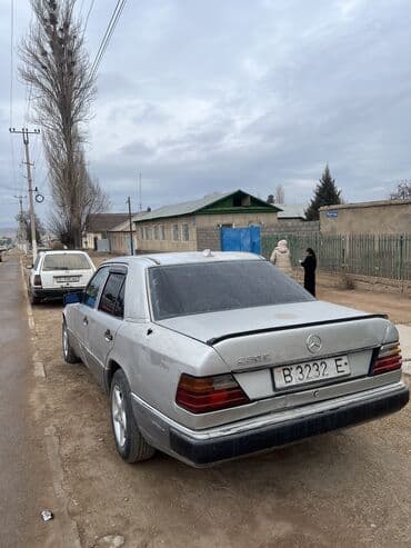 мерседес бенс а: Mercedes-Benz W124: 1991 г., 2.3 л, Механика, Бензин, Седан — 3