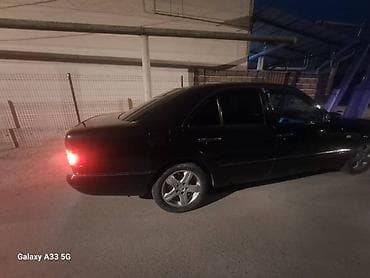 форд экскурсион: Mercedes-Benz E-Class: 1995 г., 3.2 л, Автомат, Бензин, Седан — 5